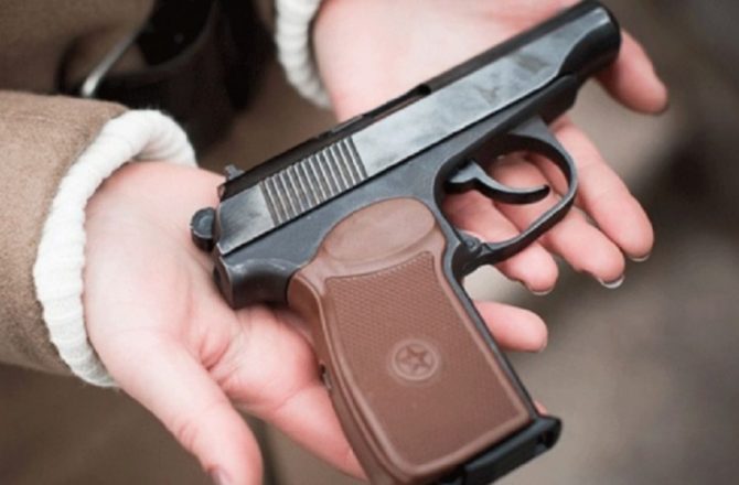 За добровольную сдачу незаконно находящегося огнестрельного оружия соликамцам гарантируют вознаграждение